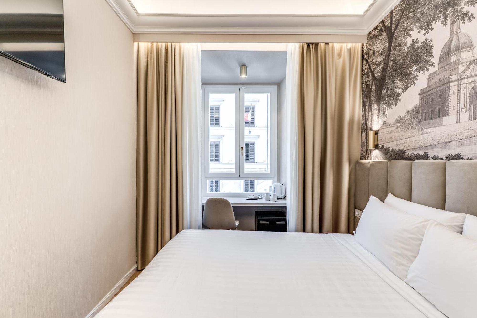 Lumi Hotel *