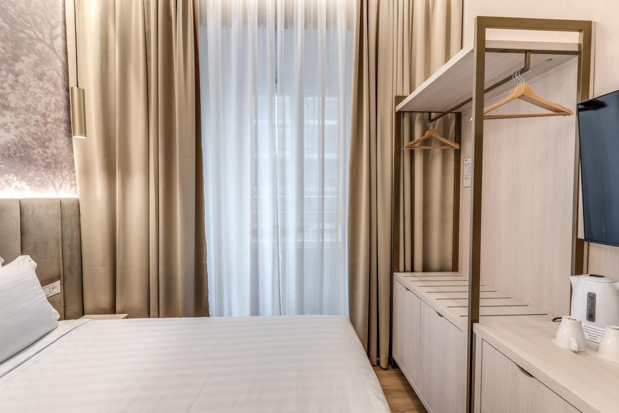 Lumi Hotel Rome